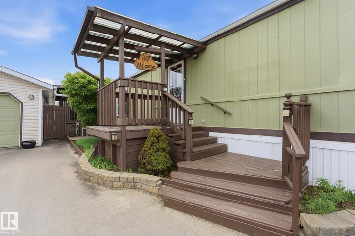 Property Photo:  3400 48 Street 97  AB T7Z 1S1 
