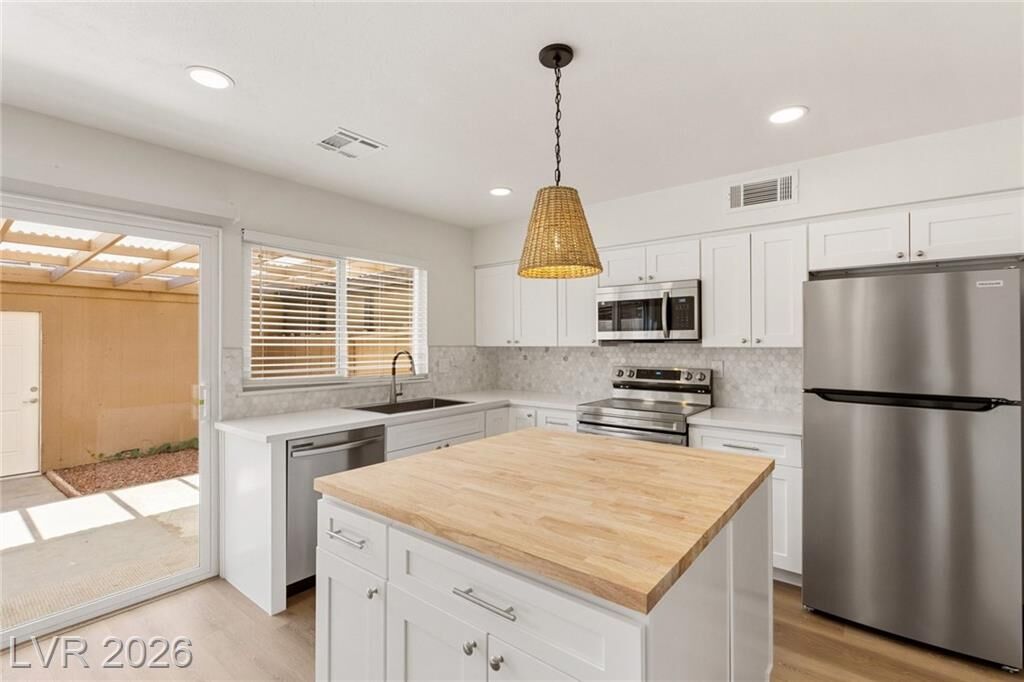 Property Photo: 4627 Bountiful Way NV 89121