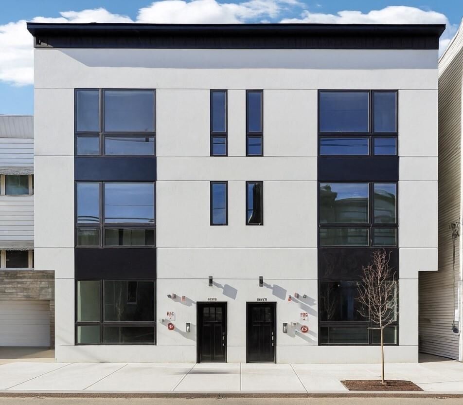 Property Photo: 1003 Summit Ave 1 NJ 07307-1714