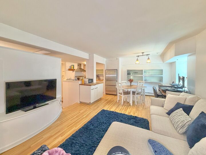 Property Photo: 82 Bloomfield St 1B NJ 07030