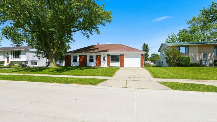 Property Photo: 7216 Cranberry Road IN 46825