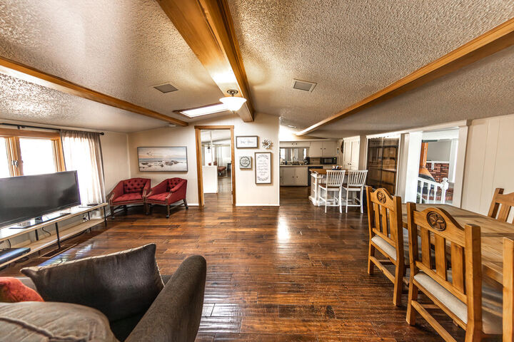 Property Photo:  585 Comanche Drive  TX 79404 