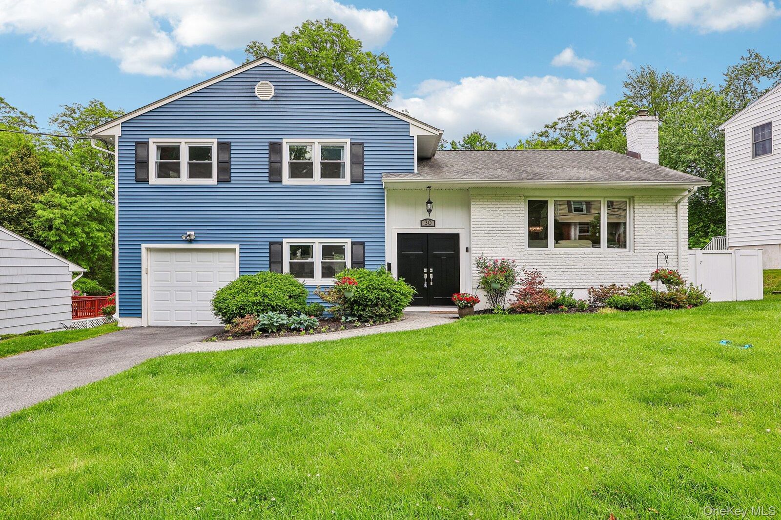 Property Photo:  30 Rutledge Road  NY 10583 