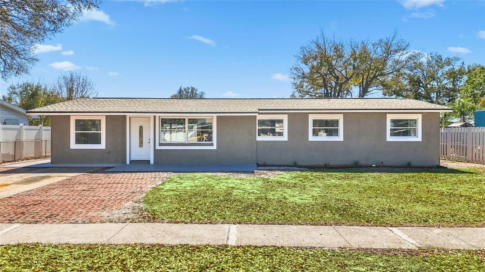Property Photo:  4418 W Fairview Heights  FL 33616 
