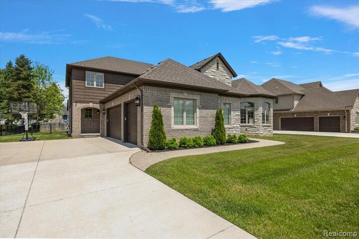 Property Photo: 7659 Crimson Court MI 48316 5897