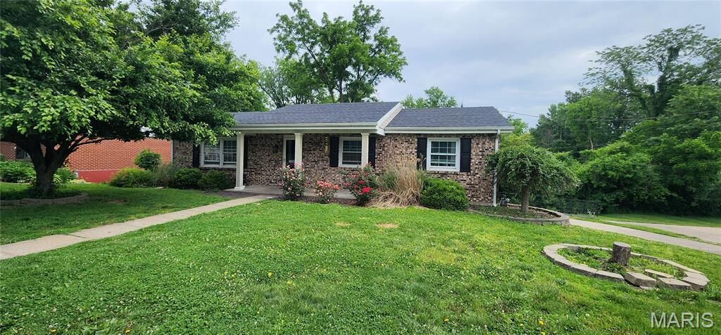 Property Photo:  16 Gemini Drive  MO 63401 