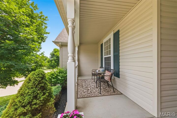 Property Photo:  1431 Colonial Drive  MO 63304 
