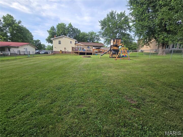 Property Photo: 307 Cedar Drive MO 63664