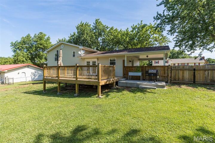 Property Photo: 307 Cedar Drive MO 63664