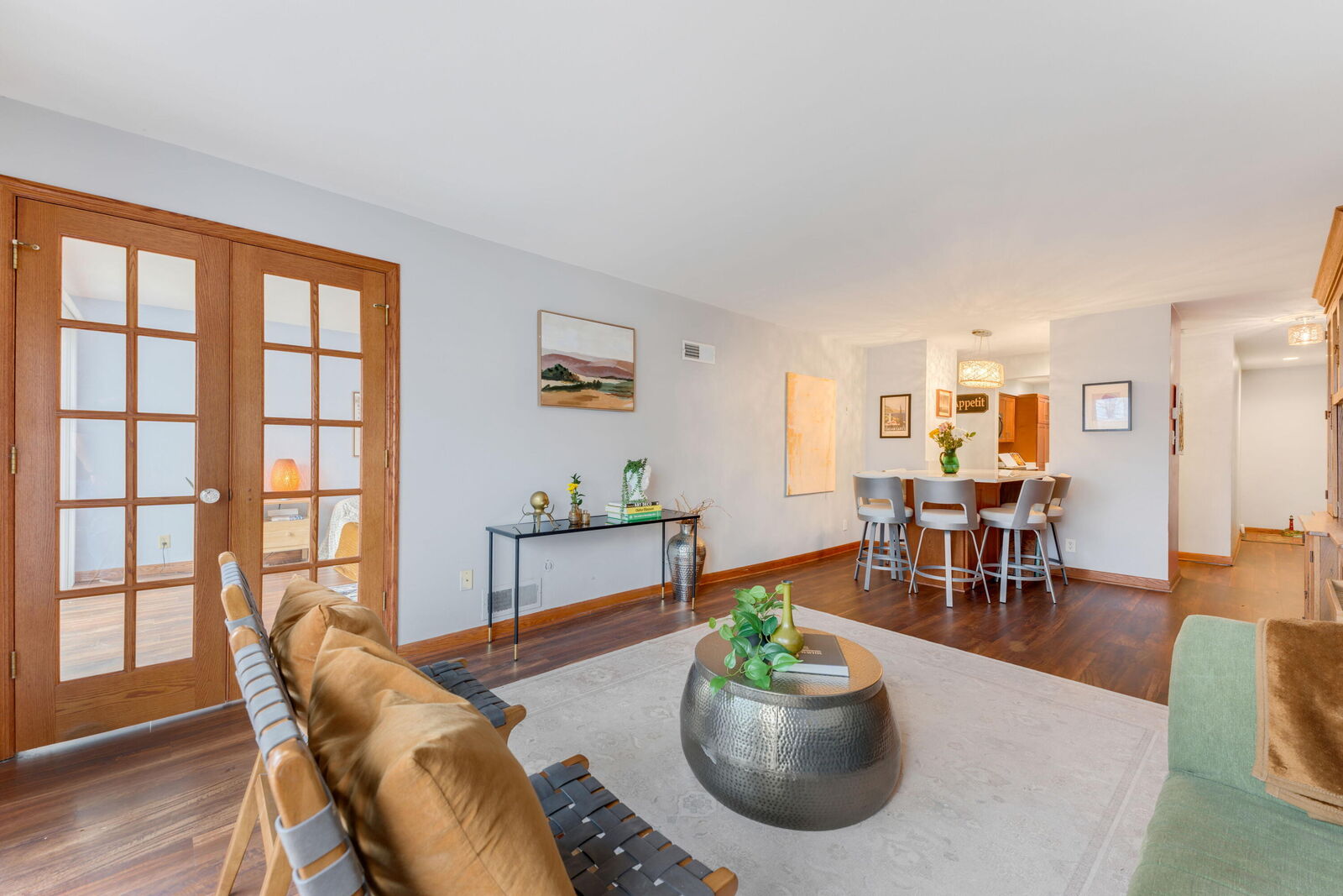 Property Photo:  2525 S Shore Dr  WI 53207 