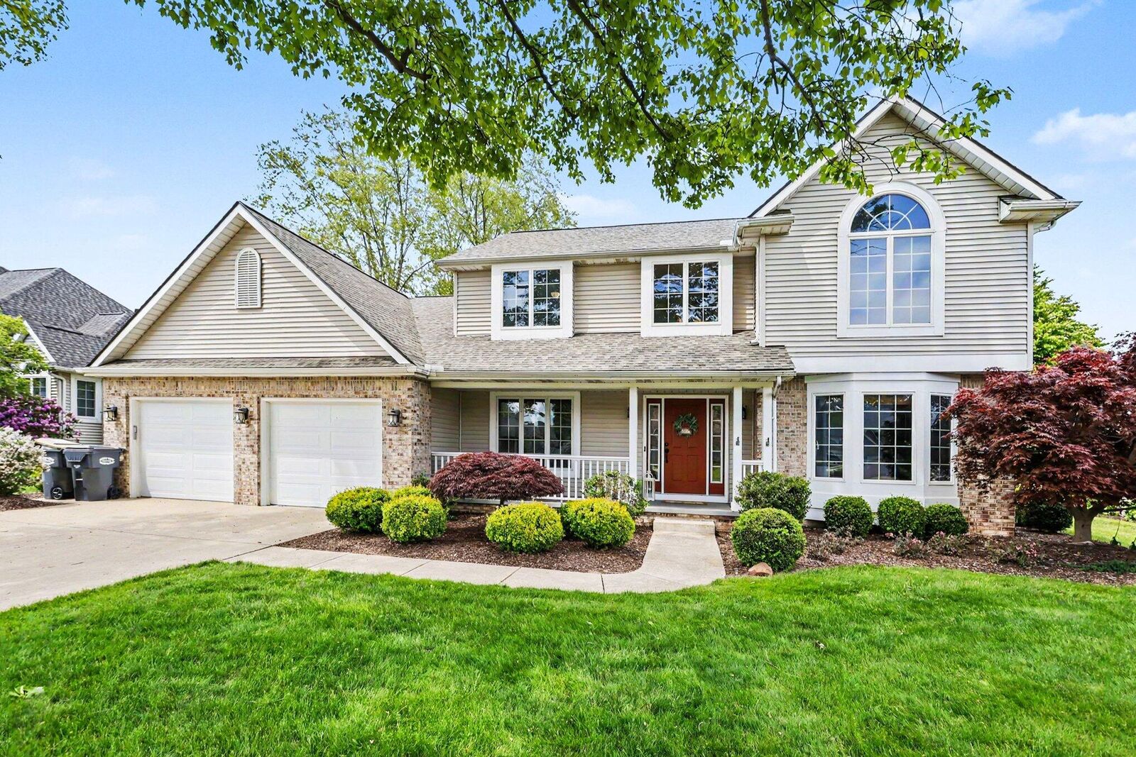 Property Photo:  1425 Old Farm Lane  MI 49085 