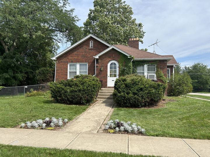 Property Photo: 994 Greenview Avenue IL 60016
