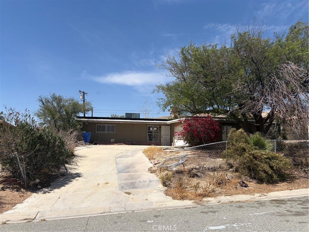 Property Photo:  68150 Calle Blanco  CA 92240 