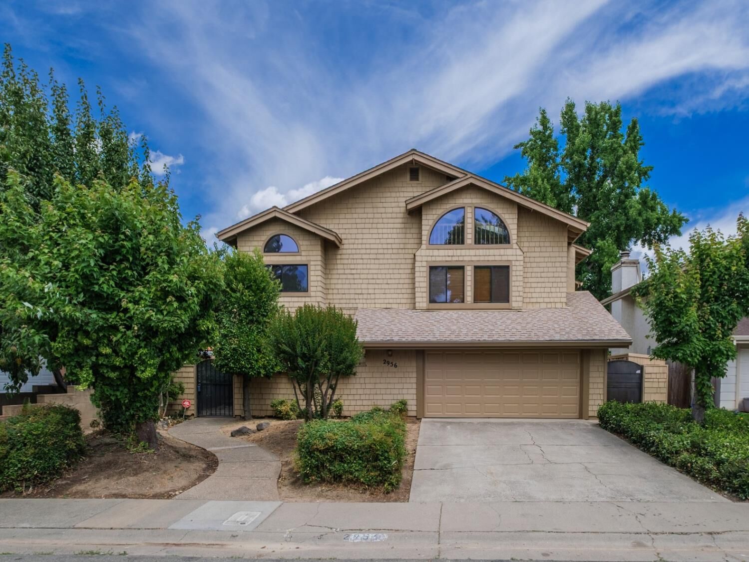 Property Photo: 2956 Red Hawk Way CA 95833