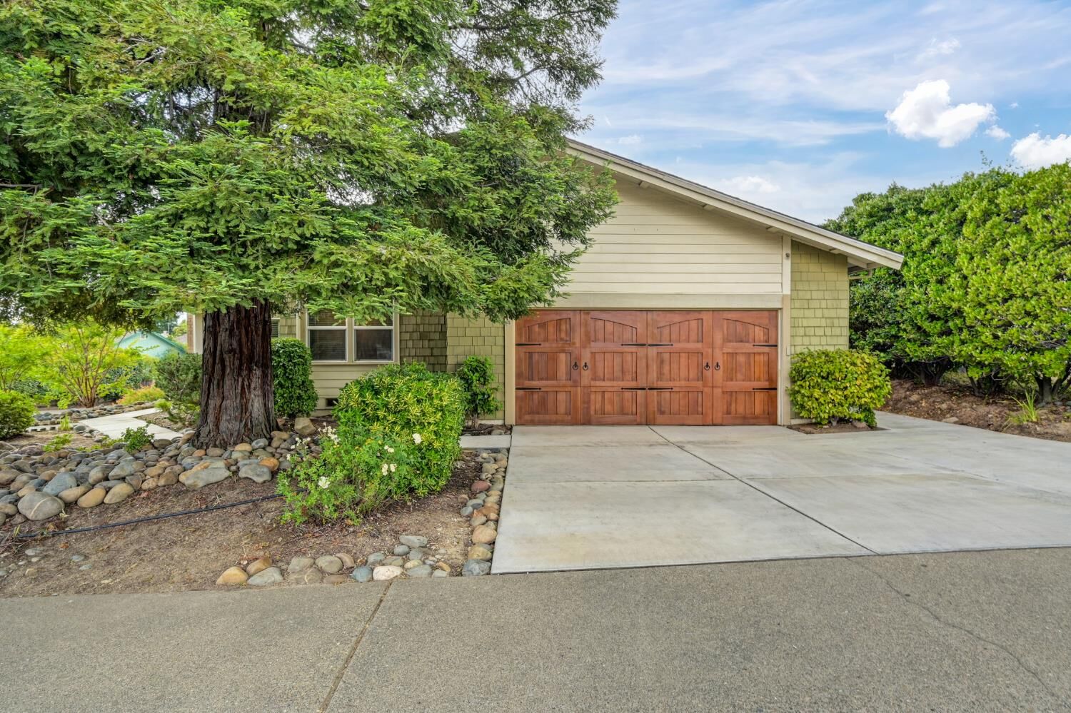 Property Photo: 6501 Addington Court CA 95662