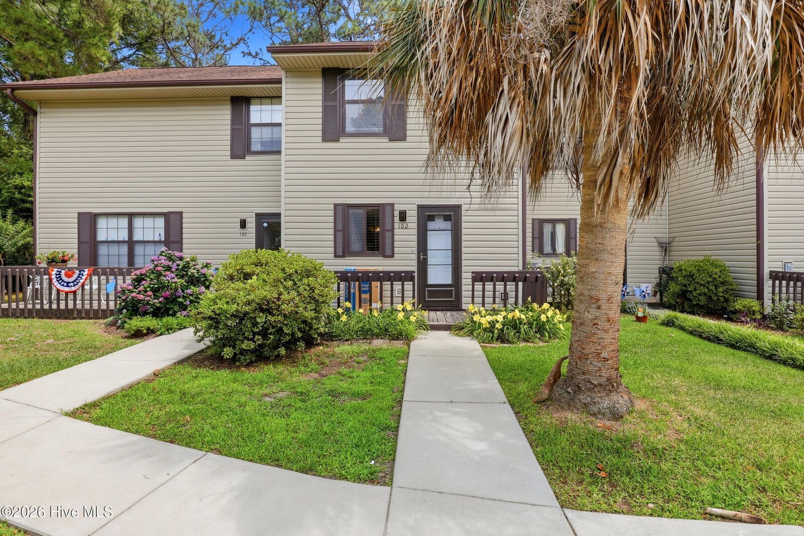 Property Photo:  102 Country Club Villa Drive  NC 28470 
