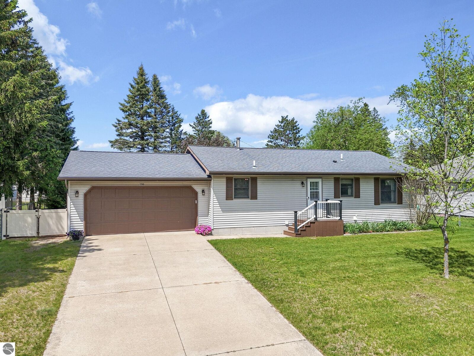 Property Photo:  1310 Walnut Street  MI 49601 