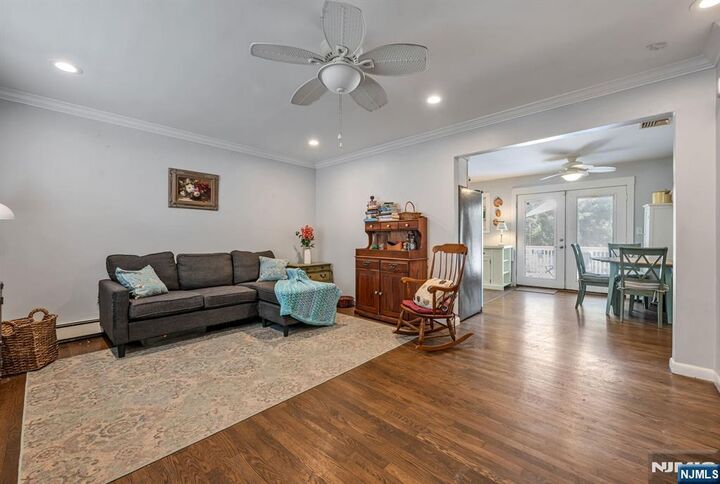Property Photo:  17 Canterbury Road  NJ 07456 