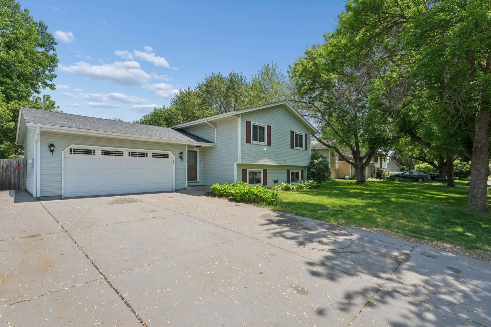 Property Photo: 11116 Louisiana Court E MN 55316