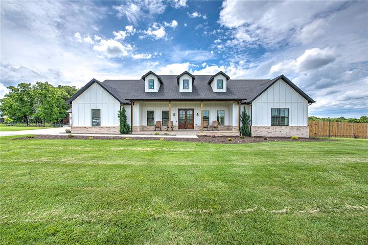 Property Photo:  13985 N Mount Olive Road  AR 72736 