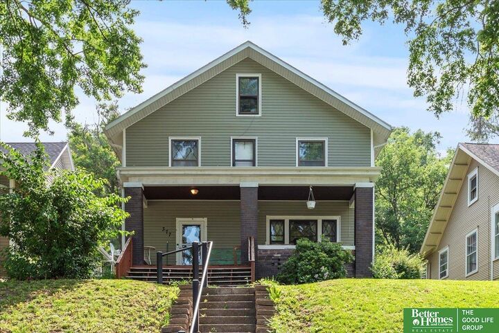 Property Photo:  377 Benton Street  IA 51503 