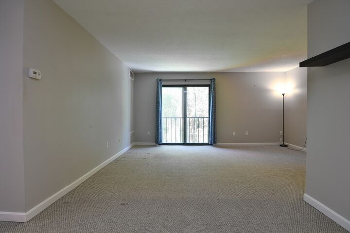 Property Photo:  8 Village Way 10  MA 01760 
