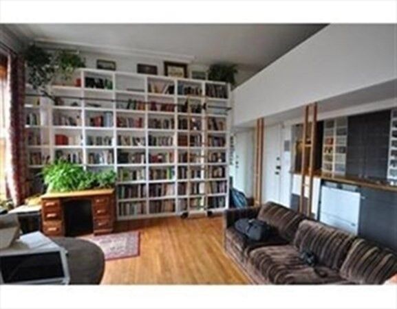 Property Photo:  228 Beacon St 4A  MA 02116 