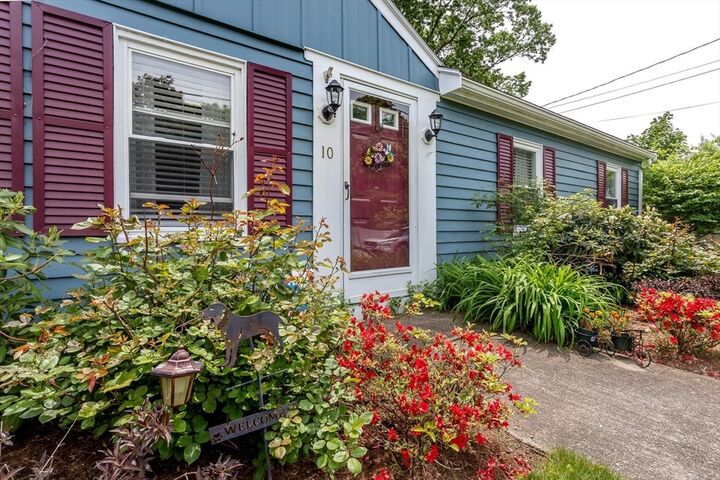 Property Photo:  10 Cedarcrest  MA 02021 