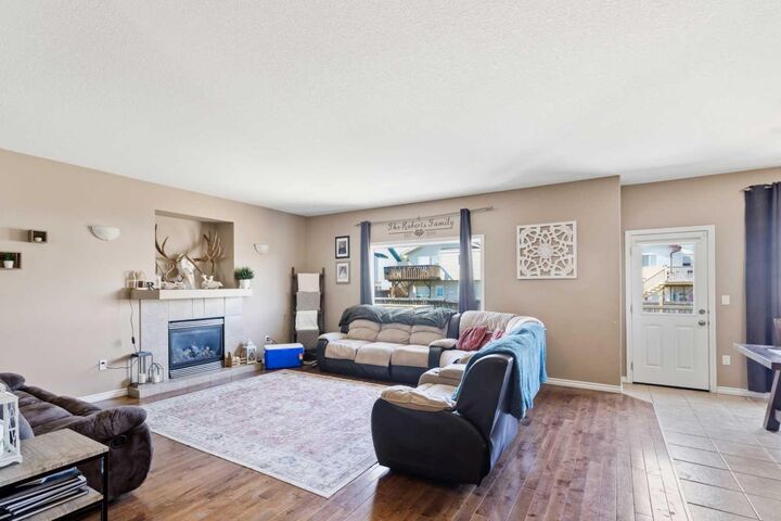 Property Photo:  10246 97 Street  AB T0H 3C0 