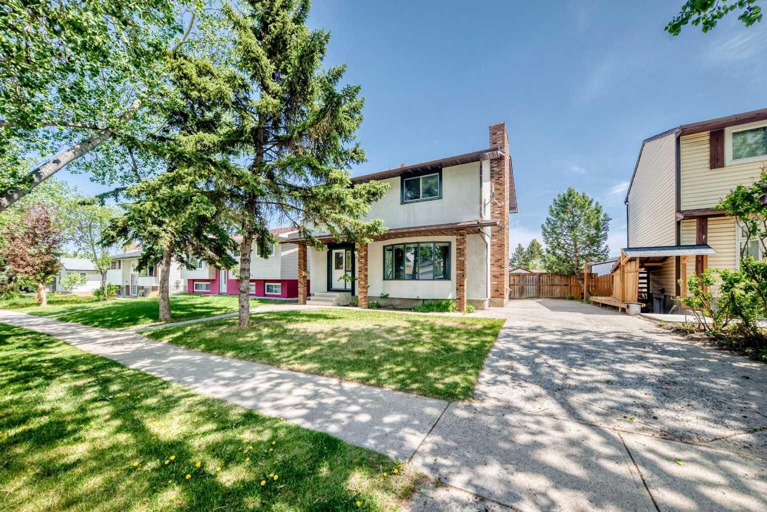 Property Photo: 4308 55 Street NE AB T1Y 4B7
