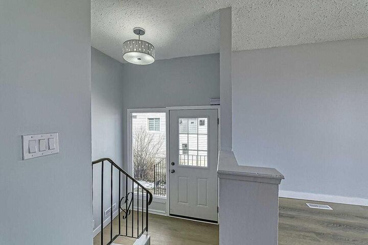 Property Photo:  71 Falton Drive NE  AB T3K 1K6 