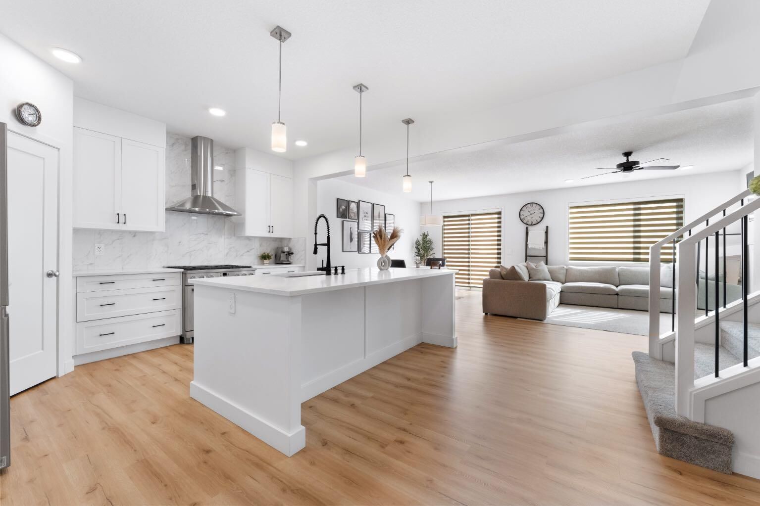Property Photo:  69 Mallard Grove SE  AB T3S 0E3 