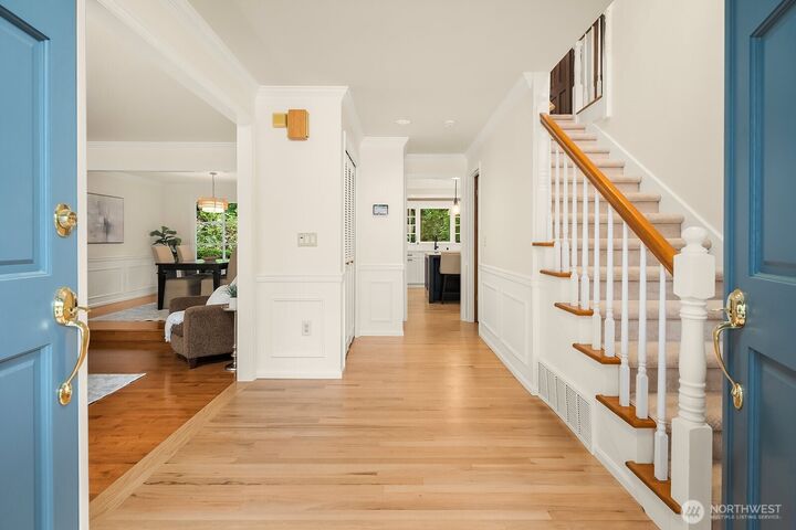 Property Photo:  20141 NE 42nd Street  WA 98074 