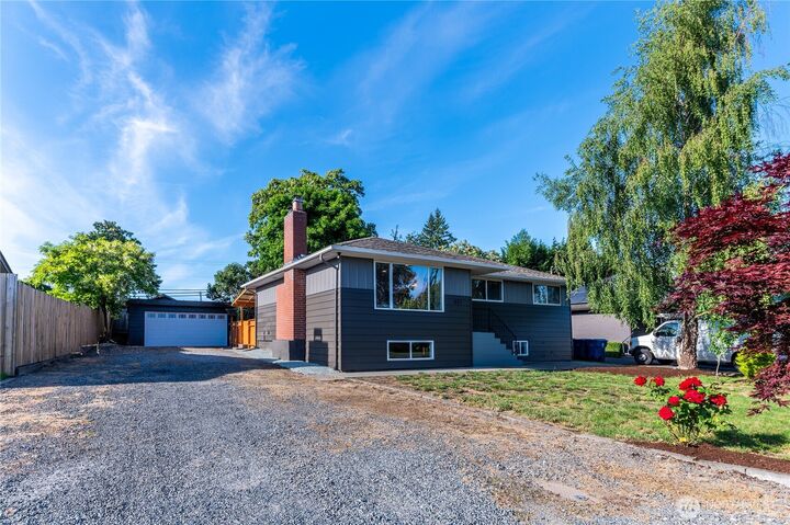 Property Photo: 931 Van Jan Street WA 98290