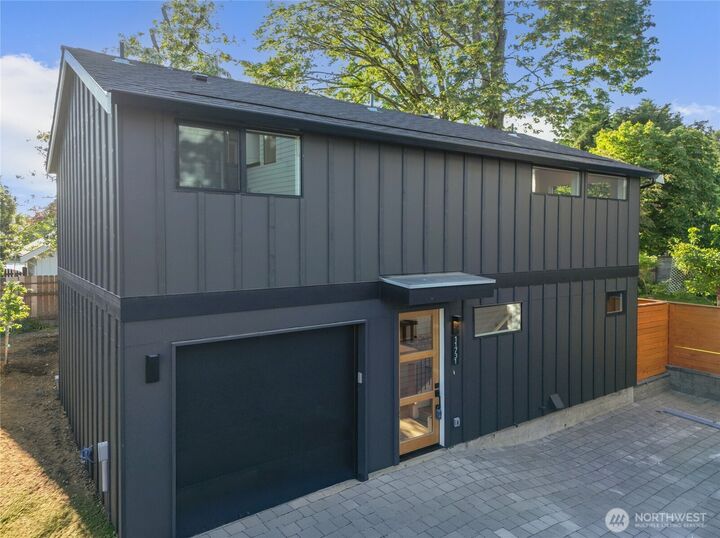 Property Photo: 11731 Durland Avenue NE WA 98125