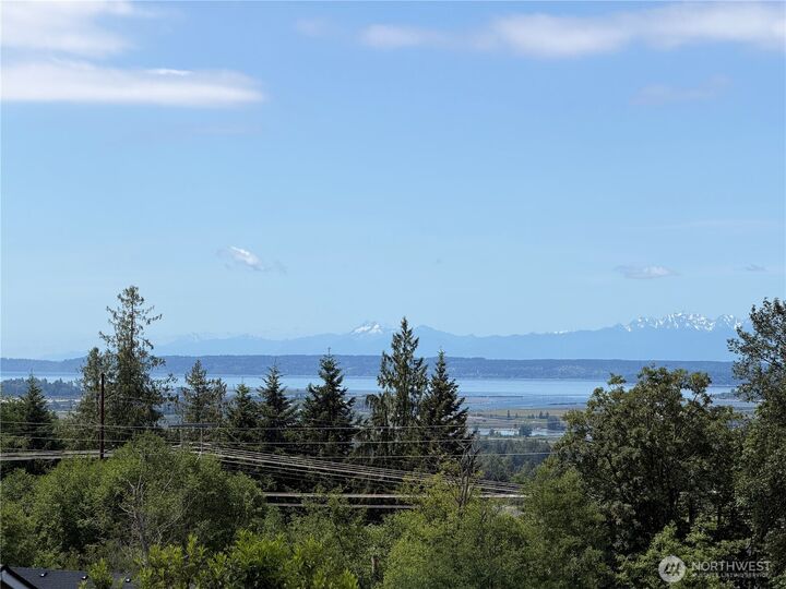 Property Photo: 8212 72nd Place NE WA 98270