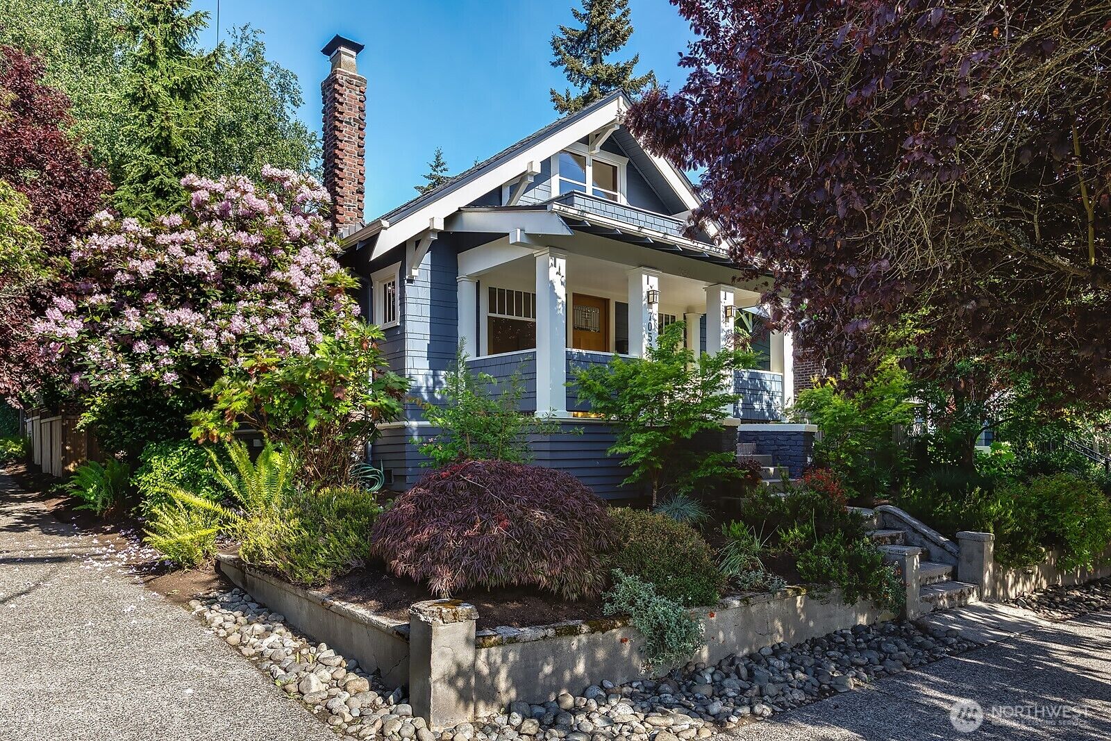 Property Photo:  7056  26th Avenue NW  WA 98117 