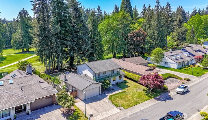 Property Photo:  14823 SE 172nd Place  WA 98058 