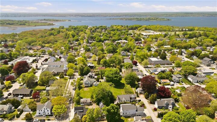 Property Photo:  78 Narragansett Avenue  RI 02835 