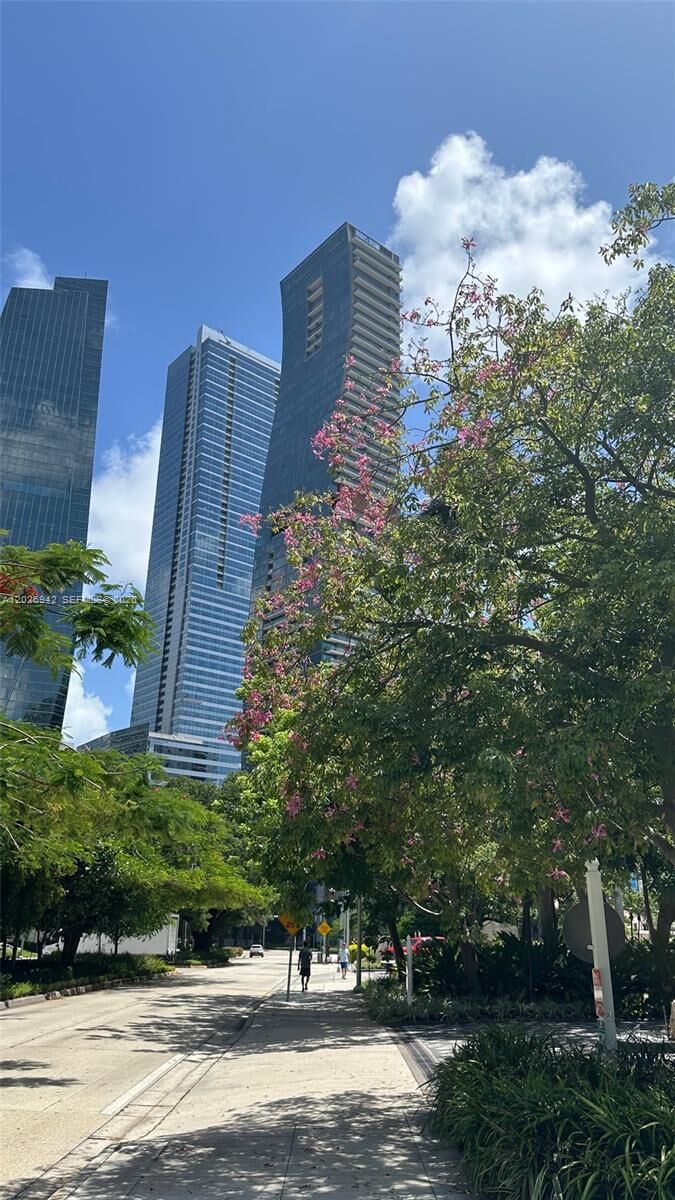 Property Photo: 1451 Brickell Ave 3804 FL 33131