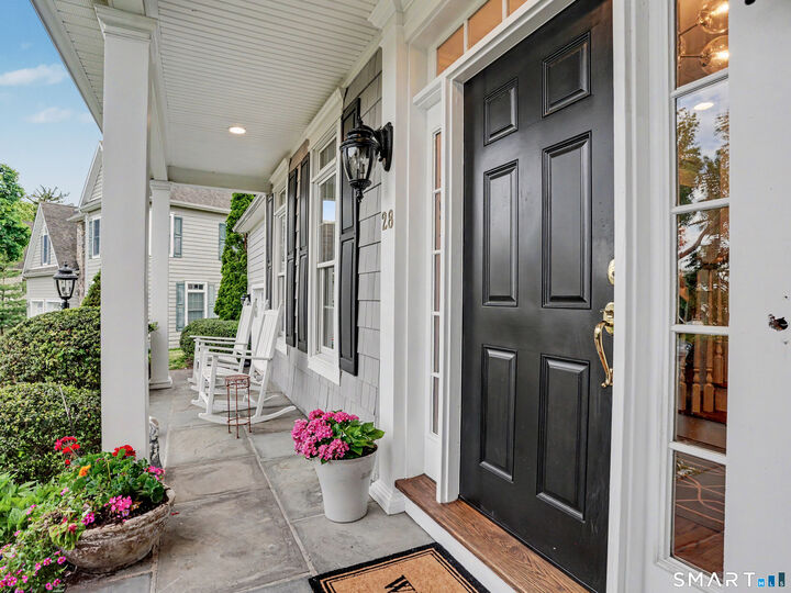 Property Photo:  28 Walnut Ridge Lane  CT 06905 
