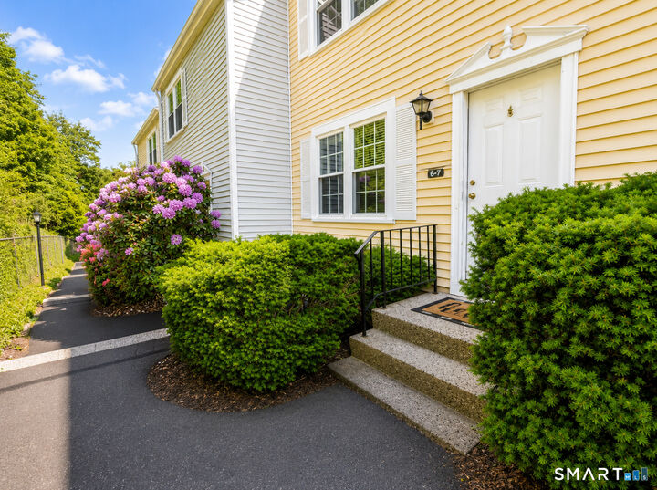 Property Photo:  55 Mill Plain Road 6-7  CT 06811 