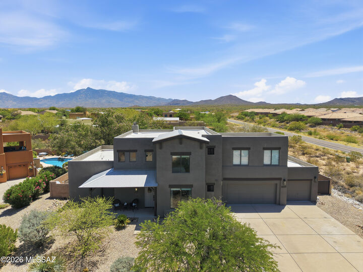 Property Photo: 10017 S Placita Notable AZ 85641