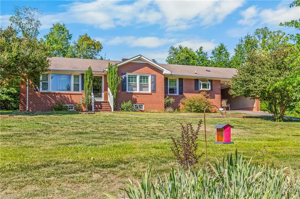 Property Photo:  1129 Ziglar Road  NC 27105 