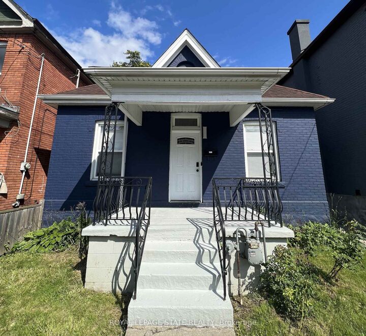 Property Photo: 44 Madison Avenue ON L8L 5Y1