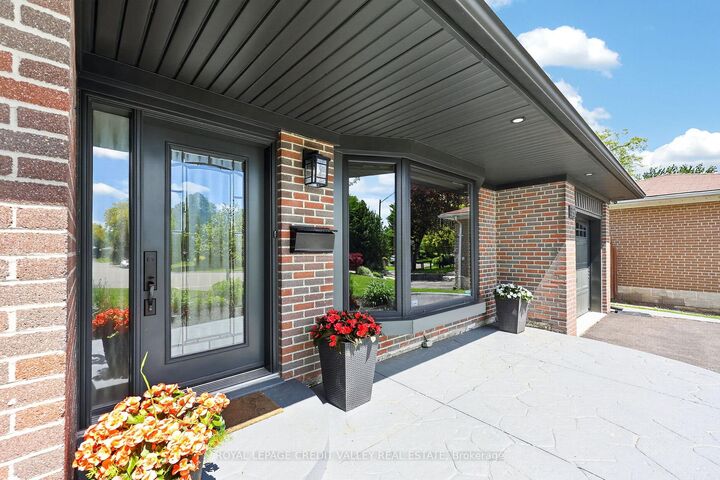 52 Terra Cotta Crescent — photo 1