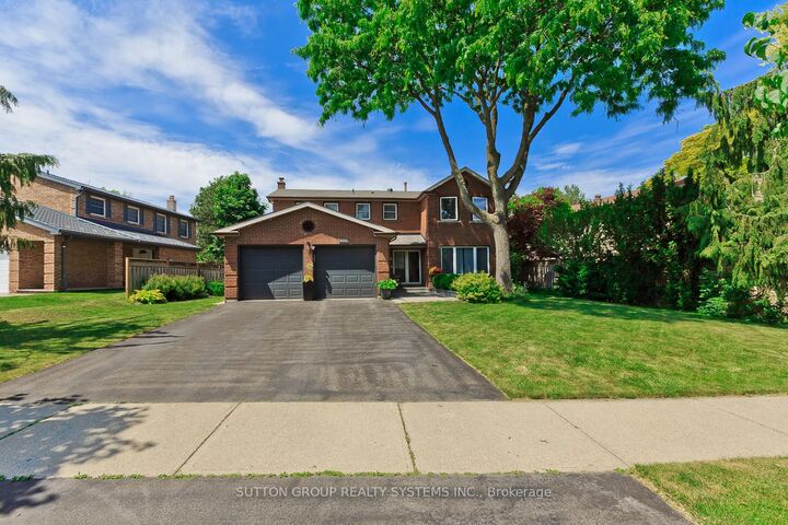 Property Photo: 6686 Barrisdale Drive ON L5N 2H3