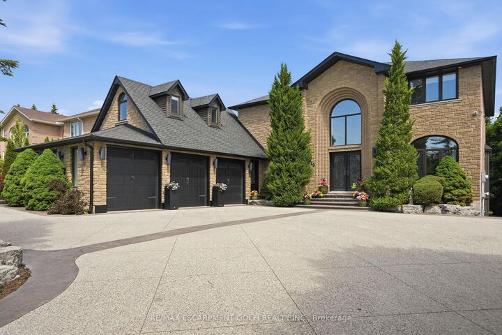 Property Photo:  149 Miller Drive  ON L9G 4W2 