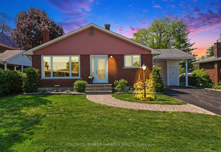 Property Photo: 205 Airth Boulevard W ON K7V 2J7