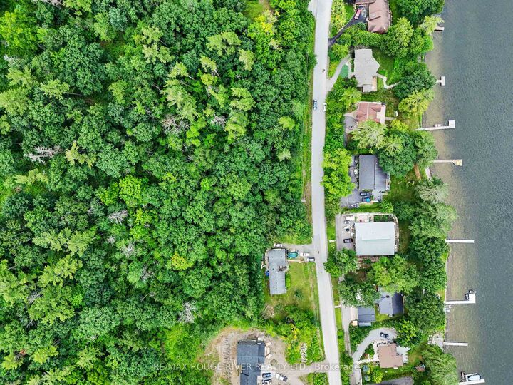 Property Photo:  28 Bamsey Drive  ON K0L 1E0 